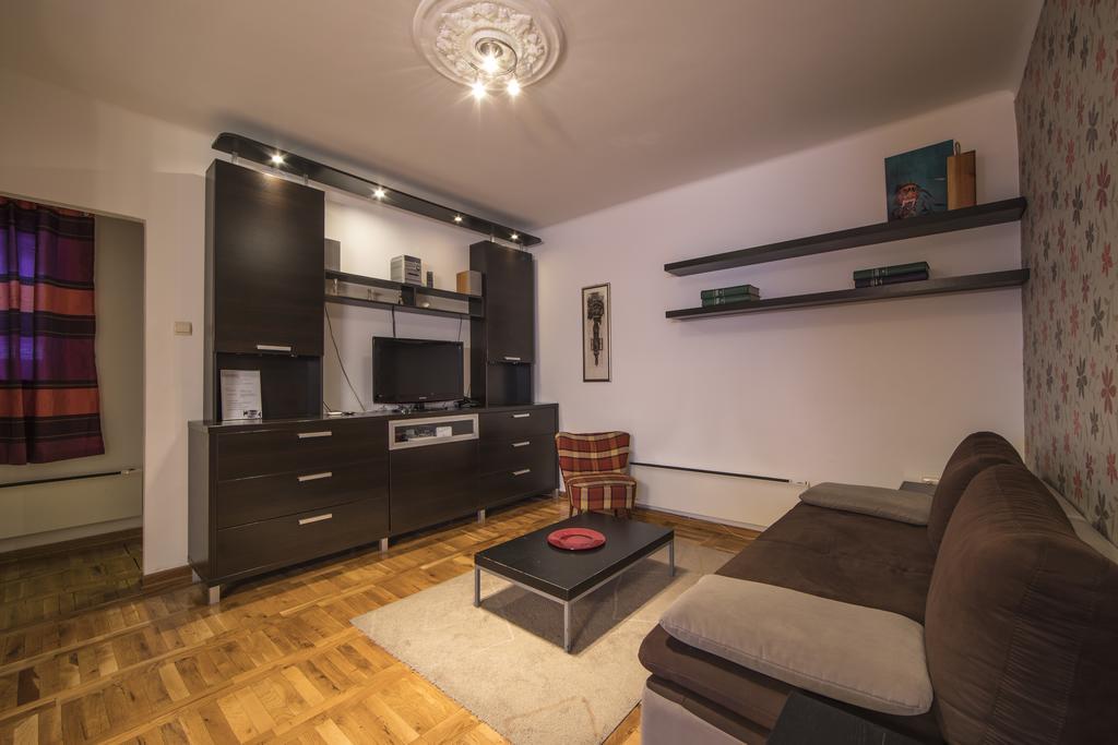 D-Home Apartment Belgrado Buitenkant foto
