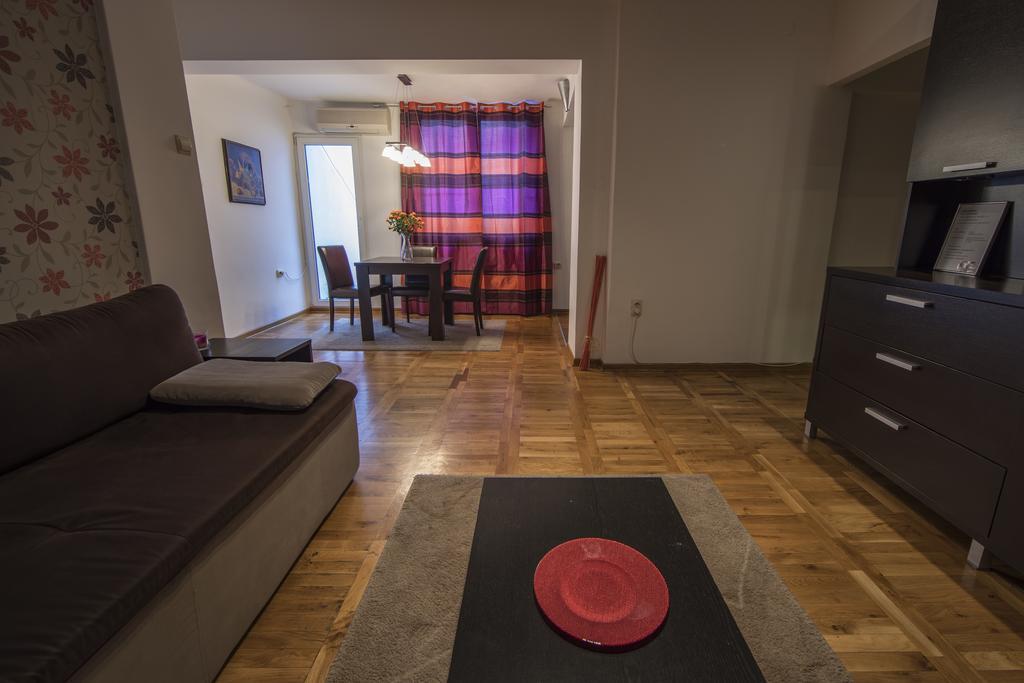 D-Home Apartment Belgrado Buitenkant foto