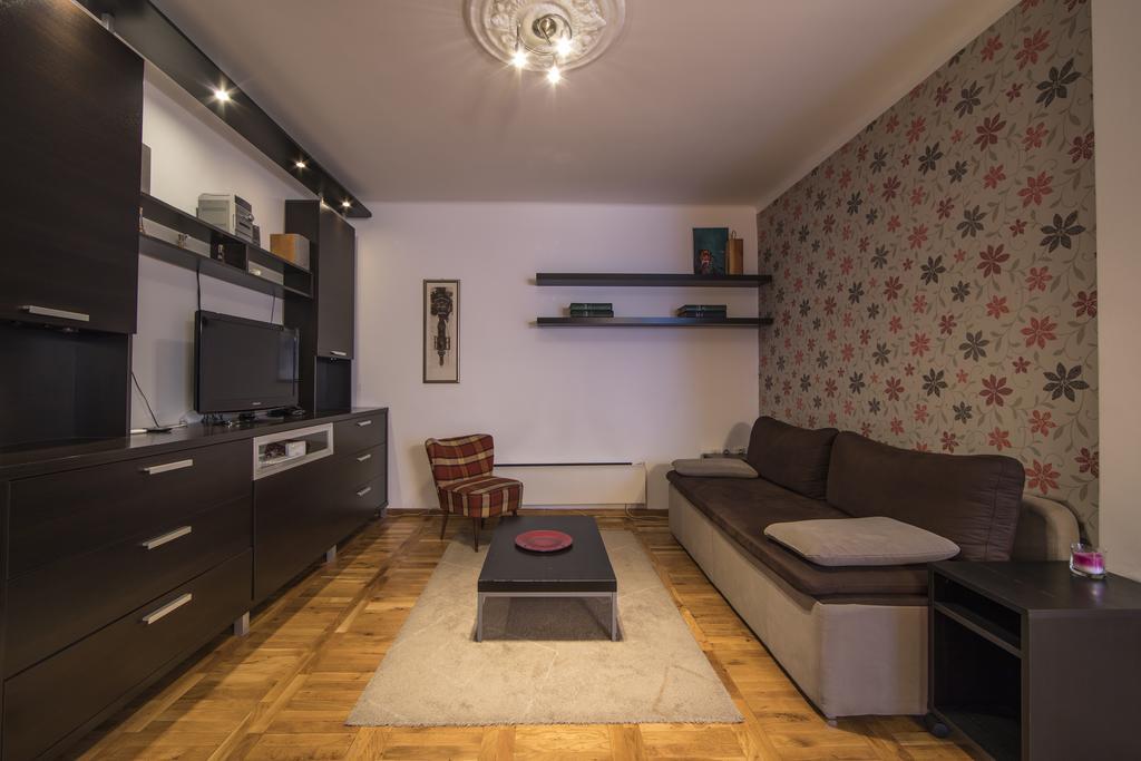 D-Home Apartment Belgrado Buitenkant foto
